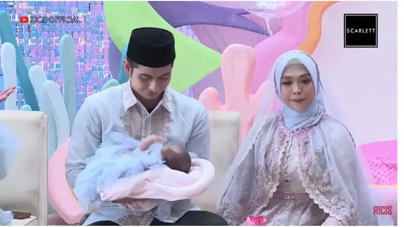 11 Momen Aqiqah Anak Ria Ricis dan Teuku Ryan, Umumkan Nama Sang Putri