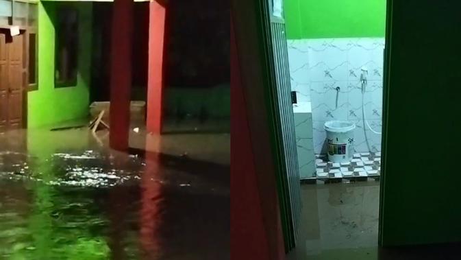 Gara-gara Sampah, Sekolah di Bandar Lampung Terendam Banjir Setinggi 1 Meter