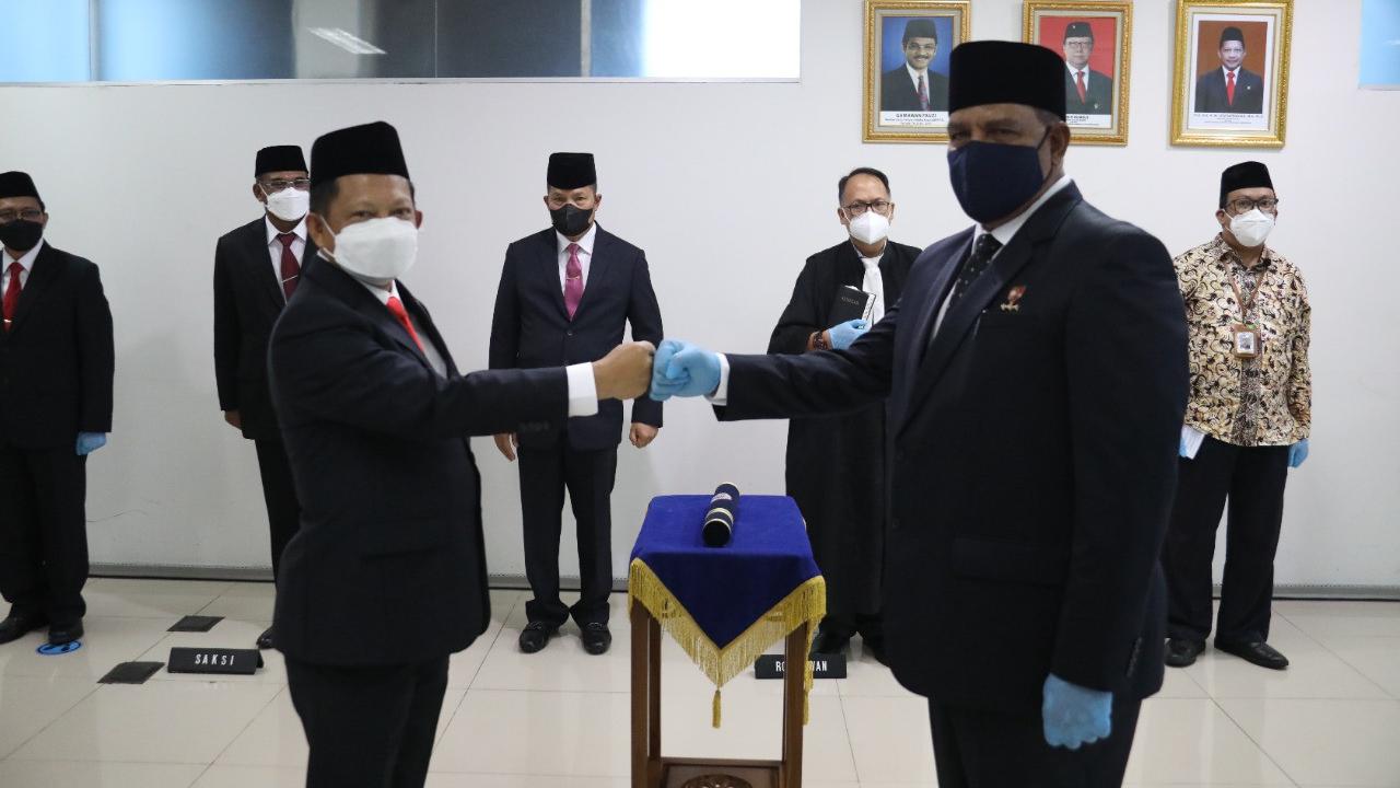 Komjen Paulus Waterpaw