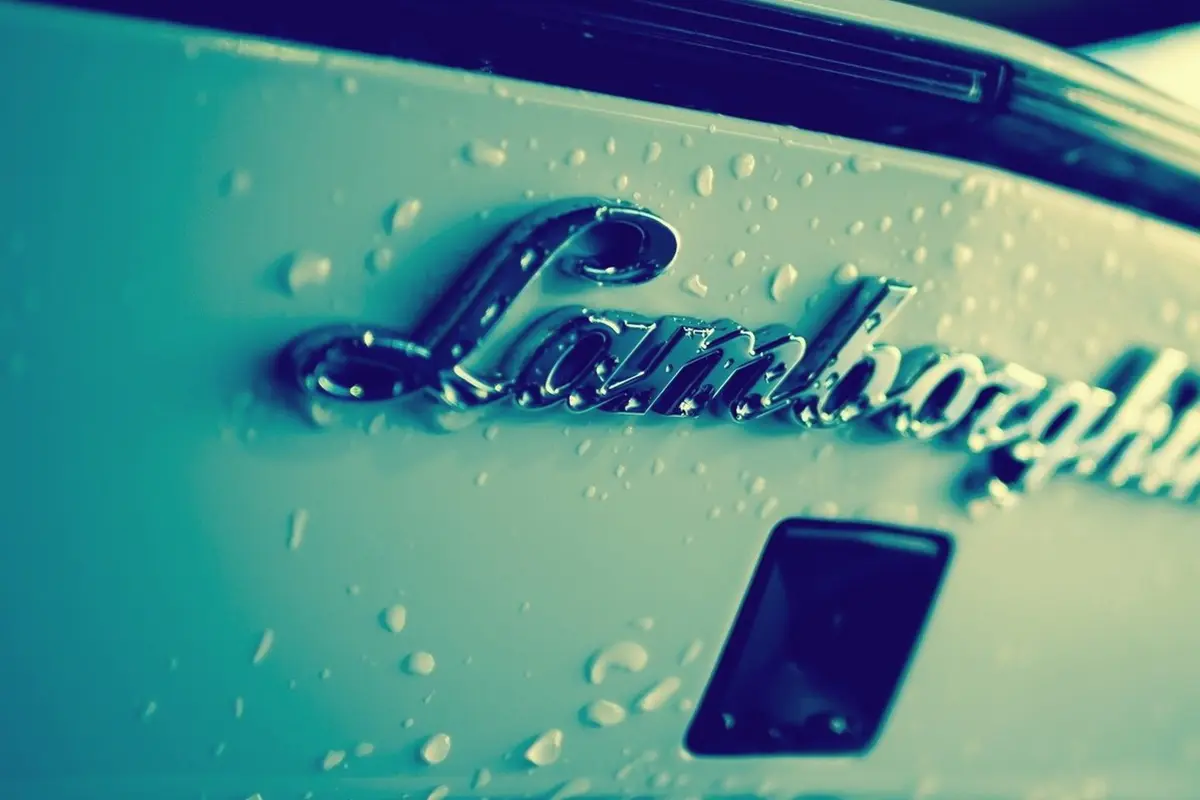 Logo Lamborghini