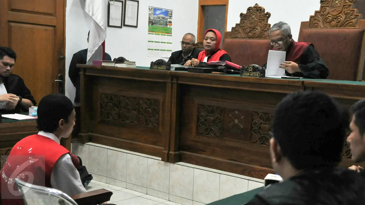20151130- Muhammad Prio Santoso Sidang Vonis- Tata Chubby-Jakarta-Yoppy Renato