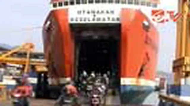 Ribuan Pemudik Mulai Padati Merak