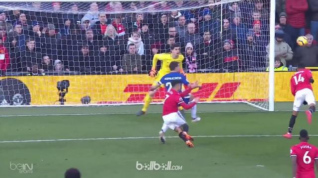 Berita video 2 gol Manchester United saat menang 2-1 atas Chelsea di Premier League 2017-2018. This video presented by BallBall.