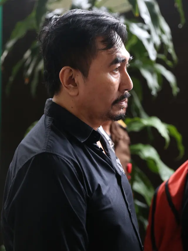 [Bintang] Gatot Brajamusti sidag Vonis Asusila