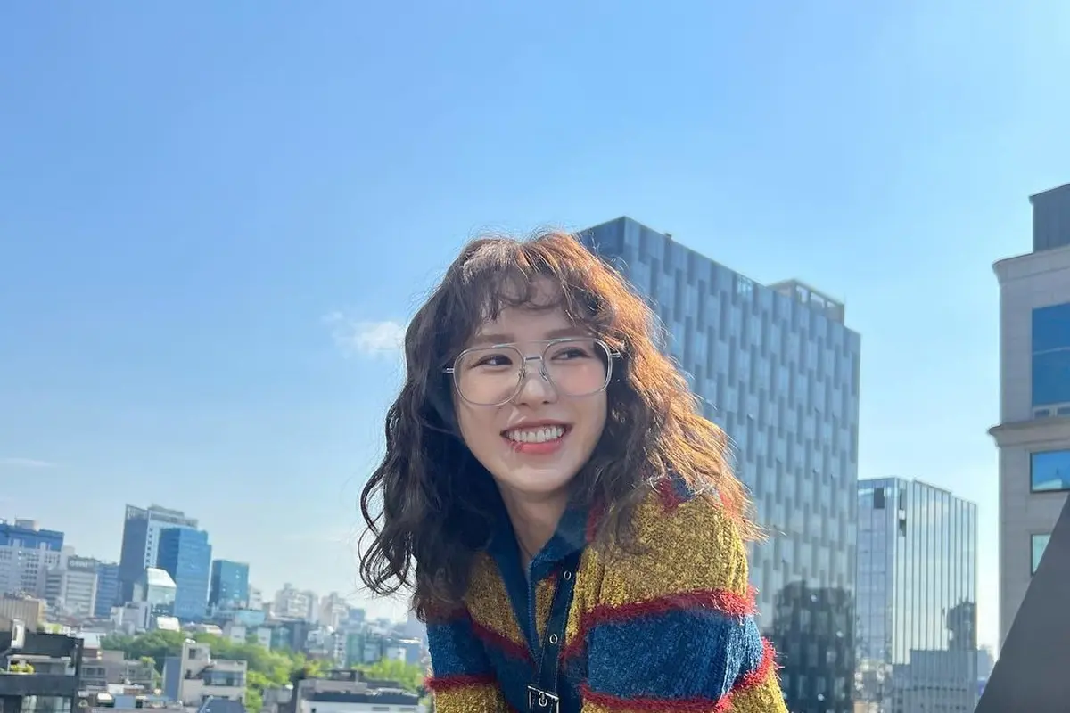 Pamer Gaya Rambut Baru, Wendy Red Velvet Buat Penggemar Gemas Sekaligus Khawatir!