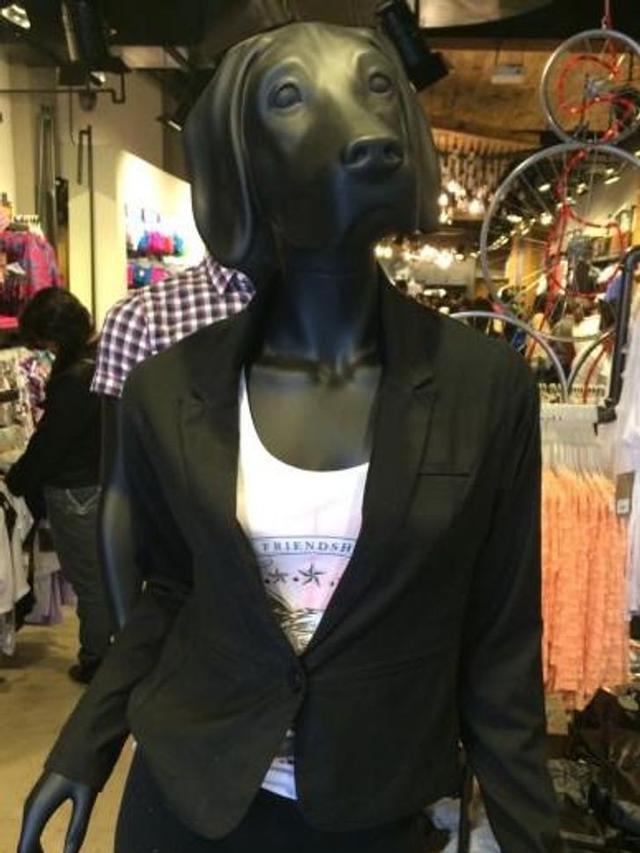 6 Potret Manekin dengan Desain Kepala yang Unik Ini Bikin Heran