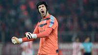 Kiper asal Ceko, Petr Cech diboyong Arsenal dari Chelsea. Pesepak bola berusia 33 tahun itu diboyong dengan harga sebesar 15 juta poundsterling. (AFP/Louisa Gouliamaki)