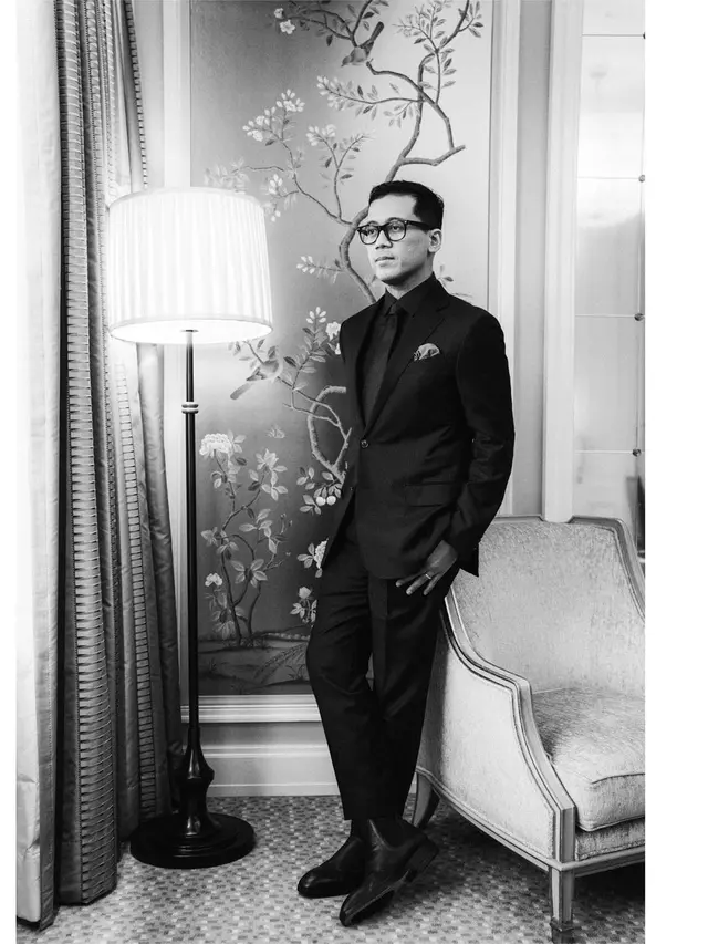 Andi Rianto digandeng Iis Sugianto dalam konser tunggal. (Foto: Dok. Instagram @andirianto_official)