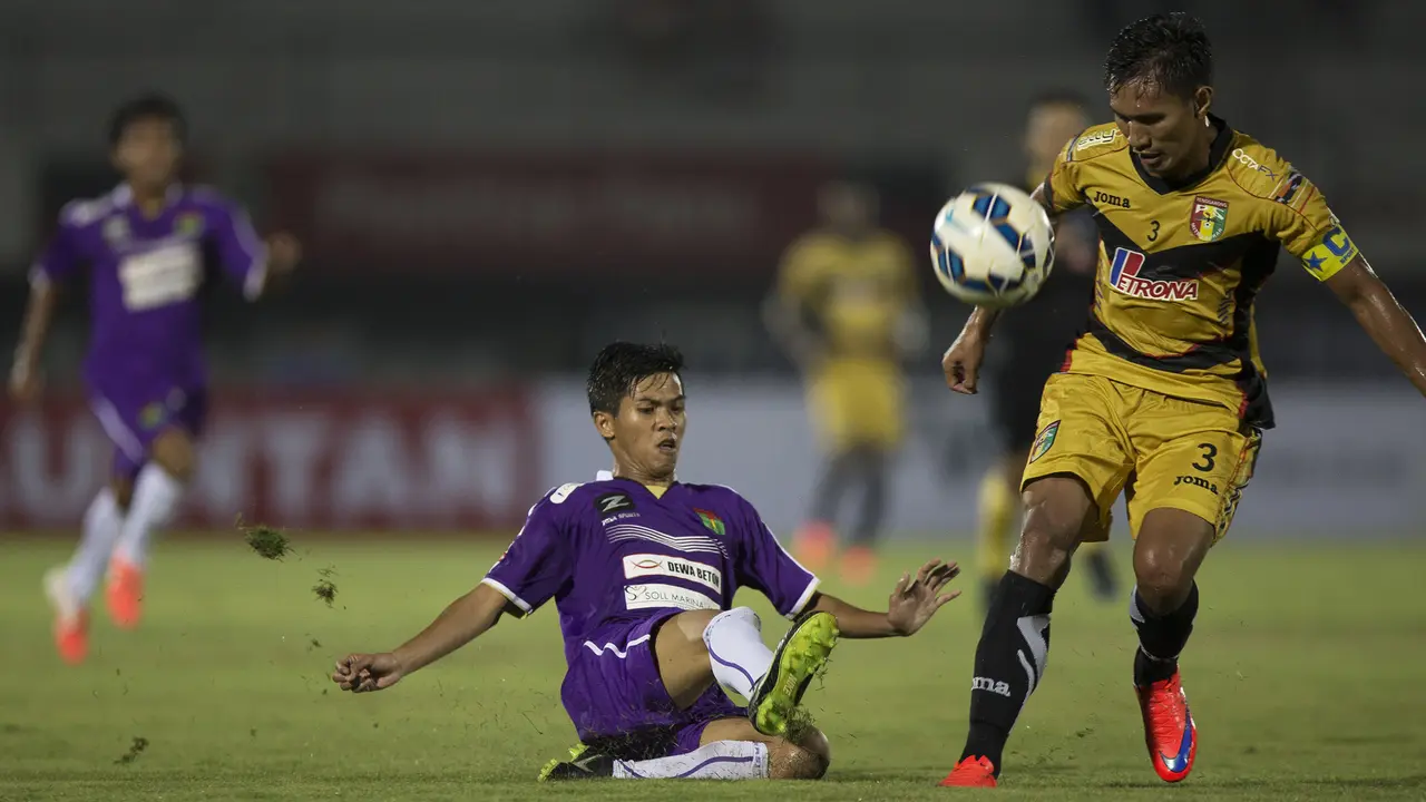 Persita VS Mitra Kukar