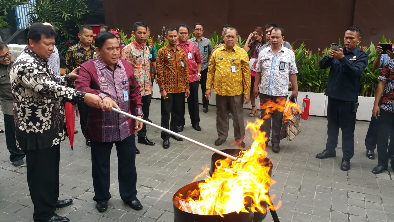 Kemenkumham DKI Jakarta memusnahkan barang sitaan di lapas dan rutan Ibu Kota
