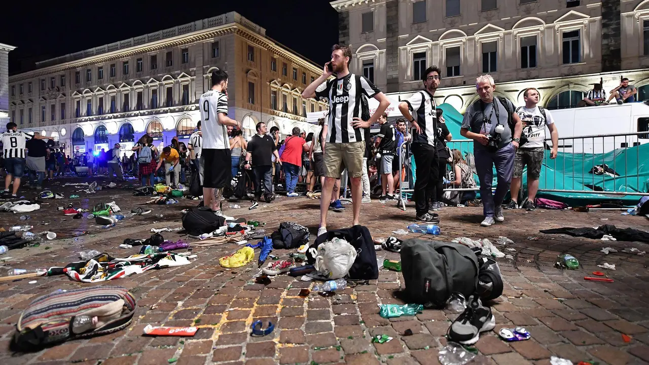 20170603-Ledakan Guncang Nonbar Juventus vs Real Madrid di Turin-AP