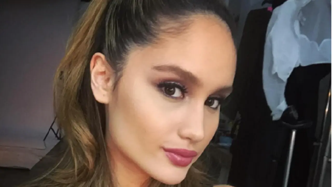 Cinta Laura