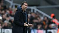 Gol kemenangan tim asuhan Julen Lopetegui itu dicetak oleh Tomas Soucek di babak pertama dan Aaron Wan-Bissaka pada babak kedua. (AFP/Paul Ellis)