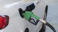 Ilustrasi pengisian BBM kendaraan. (ist)