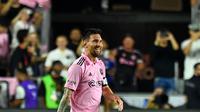 Penyerang Inter Milan Lionel Messi berselebrasi setelah mencetak gol dalam&nbsp;pertandingan Grup J Piala Liga&nbsp;melawan Cruz Azul di Stadion DRV PNK di Fort Lauderdale, Florida, pada 21 Juli 2023. (Chandan Khanna / AFP)