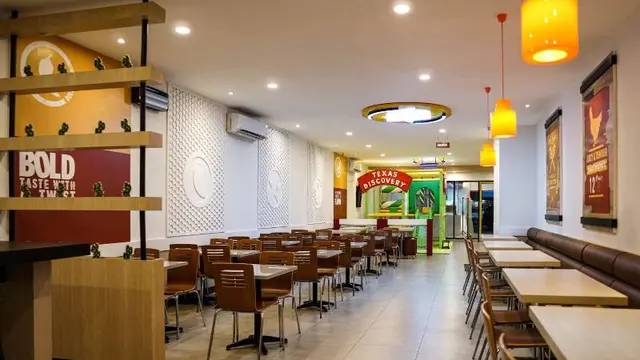 Gerai Mandiri Pertama Texas Chicken di Jakarta Berbagi Lokasi dengan Waralaba Internasional Lainnya