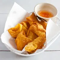 Resep pangsit ayam ala mie gacoan./Copyright depositphotos.com/cowardlion