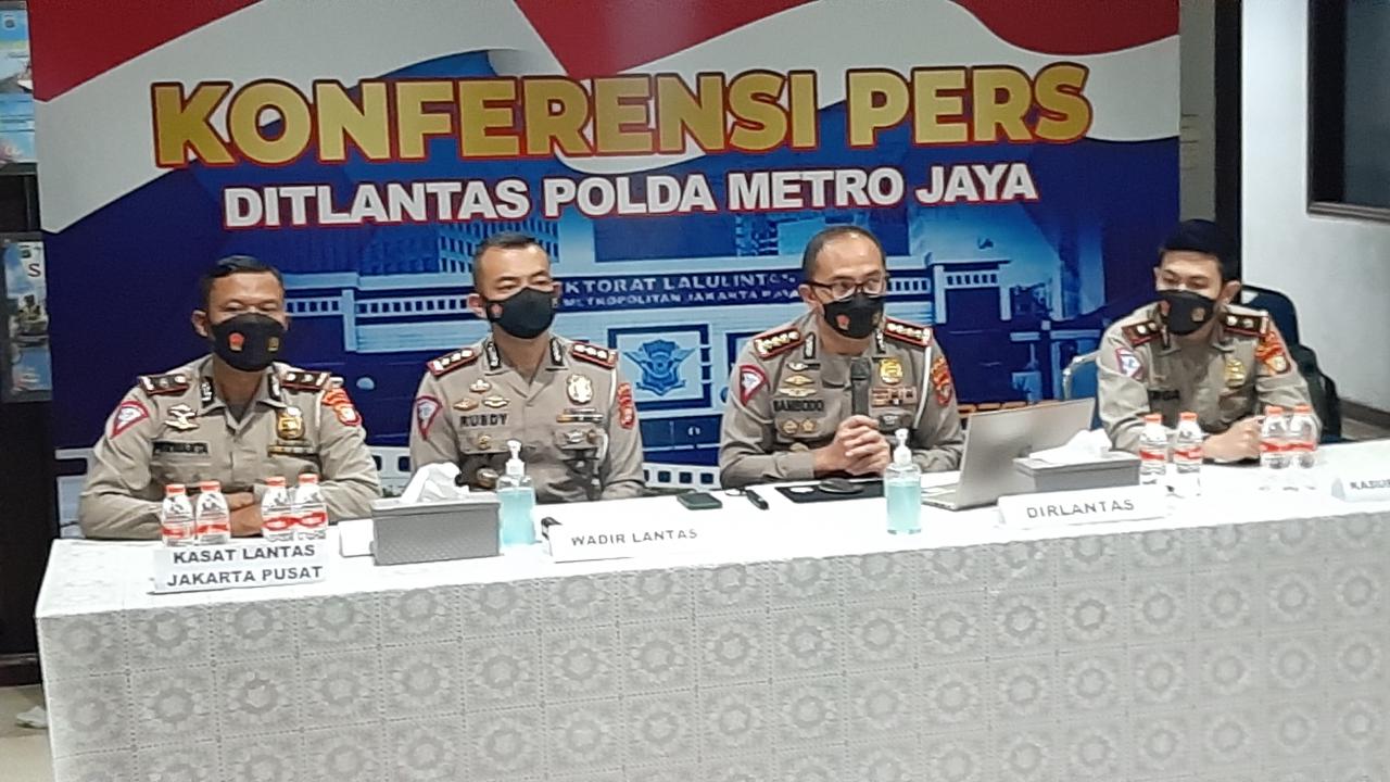 Direktorat Lalu Lintas Polda Metro Jaya menetapkan Fatimah sebagai tersangka kasus kecelakaan tunggal yang mengakibatkan mobil sedan Toyota Camry terbakar.