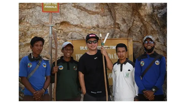 7 Potret Liburan Gading Marten di Labuan Bajo, Seru Banget