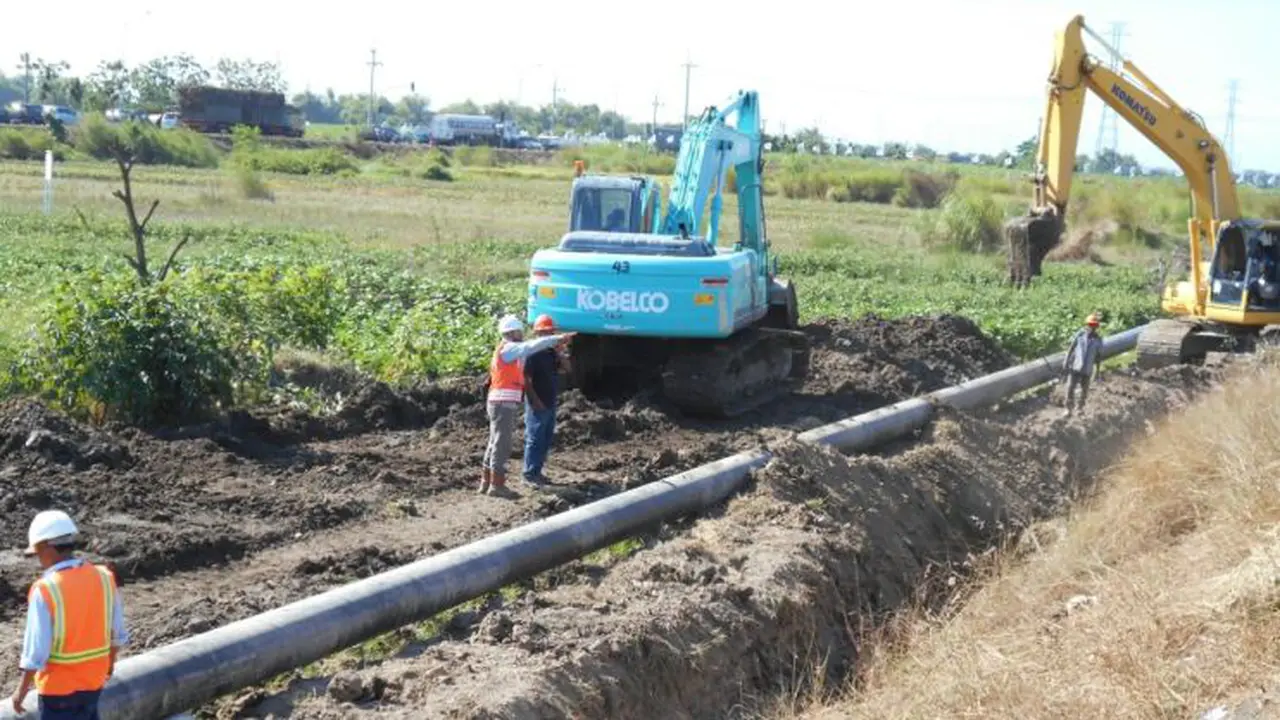 Jaringan pipa gas Perusahaan Gas Negara di Jawa Timur. 