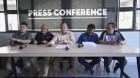 Konferensi pers kasus raibnya duit nasabah BNI