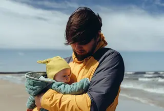 Fenomena absent father menggambarkan ayah yang hadir secara fisik, tetapi absen secara emosional, serta dampaknya bagi tumbuh kembang anak. (Foto: marcinjozwiak/Pixabay)