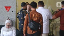 Sudewo kembali menjalani pemeriksaan terkait kasus dugaan korupsi pengadaan jalur kereta api Wilayah Jawa Tengah/Solo Balapan pada Direktorat Jenderal Perkeretaapian Kementerian Perhubungan (DJKA Kemenhub). (Liputan6.com/Helmi Fithriansyah)