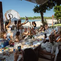 Bertepatan dengan hari jadi ke-2 perayaan hari jadi ke-2  Bleu By K Club.