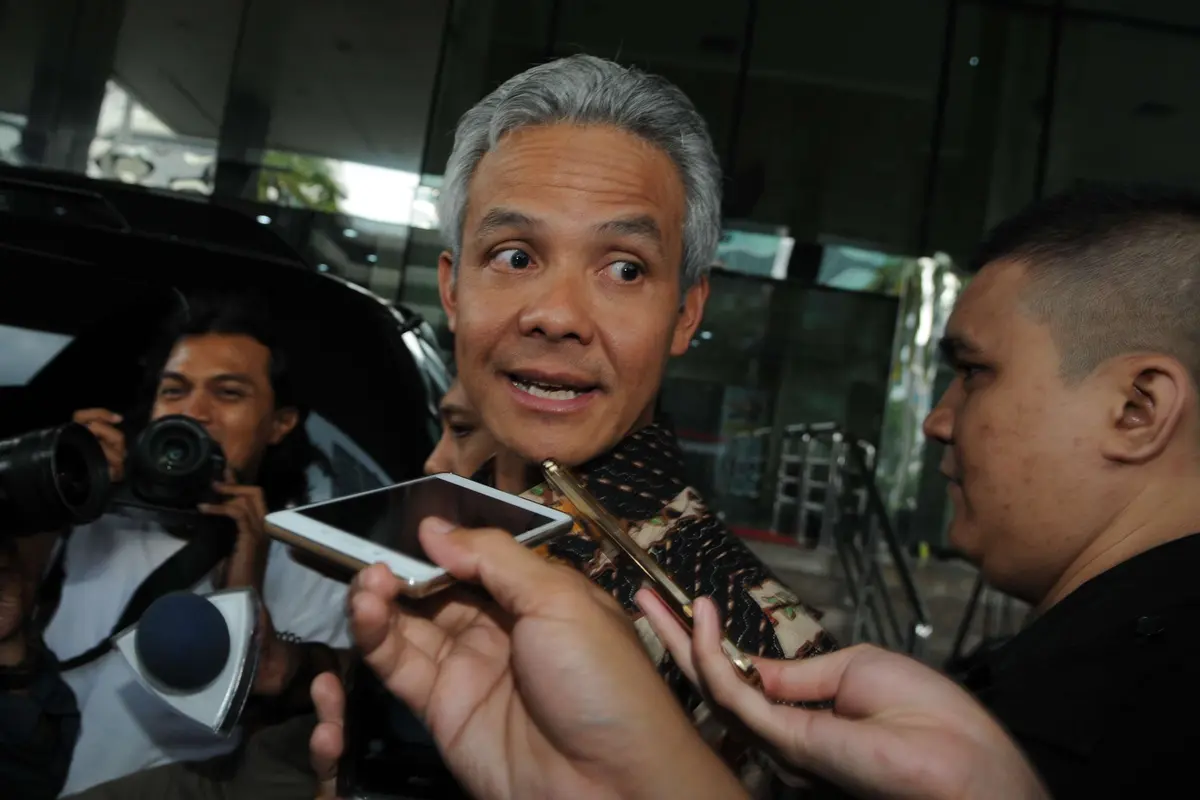 20161207-Gubernur Jateng Ganjar Pranowo Penuhi Panggilan KPK-Jakarta