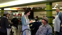 Dapur Umum nan Mewah Ini Layani Tunawisma bak Raja