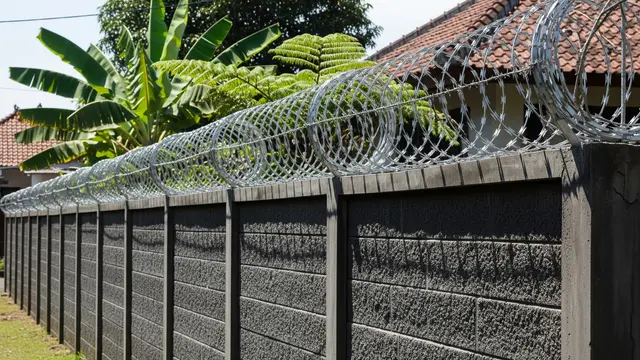 Model Pagar Beton Bertulang Anti Maling yang Super Kuat untuk Area Perumahan