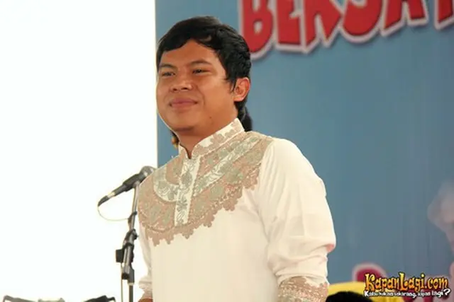 10 Seleb ini ternyata pernah belajar di pesantren, Nikita Mirzani dulunya santri Gontor