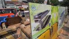 Pembangunan jalan layang non tol  untuk Transjakarta koridor XIII (Ciledug–Blok M) siap dimulai pengerjaan fisiknya pada April 2015, Jakarta, Sabtu (15/2/2015). (Liputan6.com/Herman Zakharia)