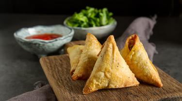 Resep Samosa Isi Daging Ayam Bumbu Kari Lifestyle Fimela Com