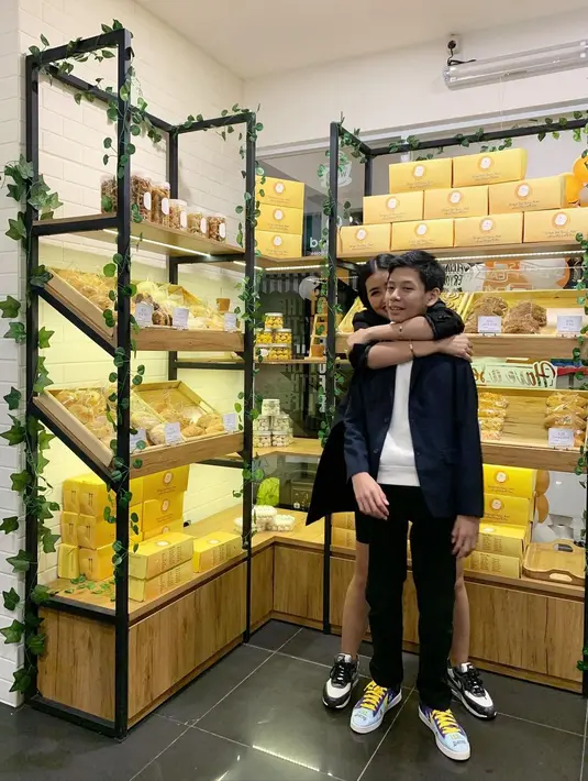 <p>[Instagram/selfinafilah]</p>