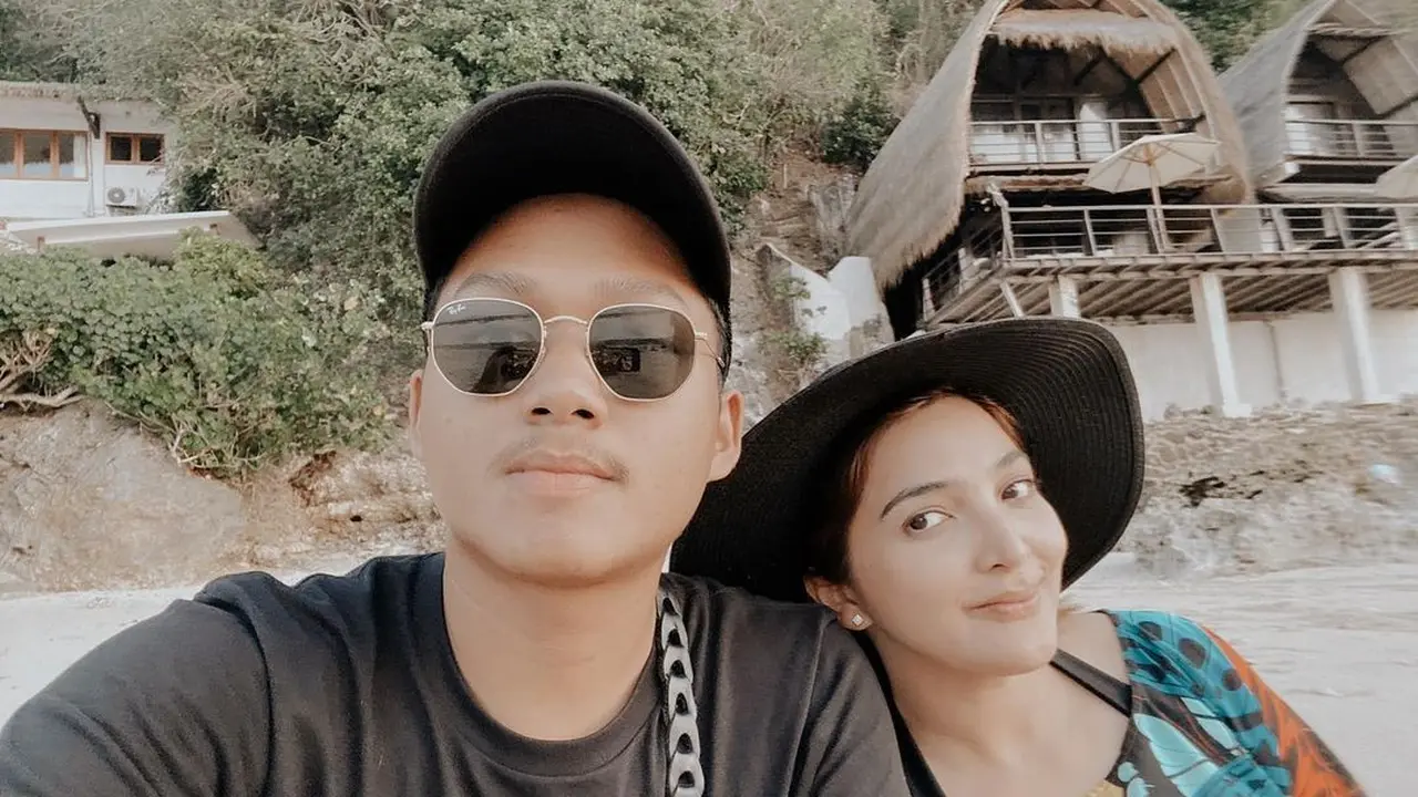 [Fimela] Ashanty dan Azriel Hermansyah