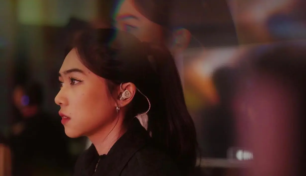 Isyana Sarasvati (Youtube/isyanasarasvati)