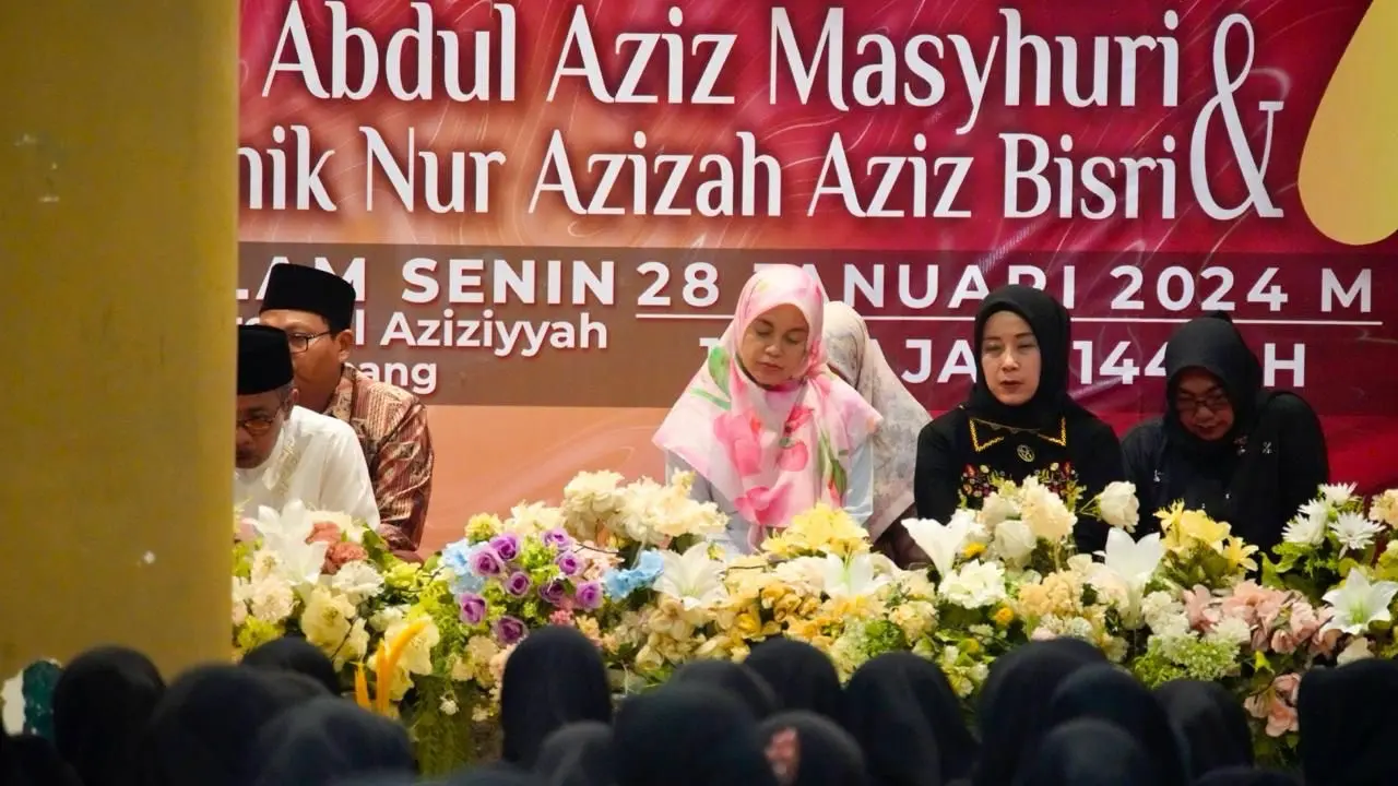 Istri calon presiden nomor urut 3 Ganjar Pranowo, Siti Atikoh Suprianti
