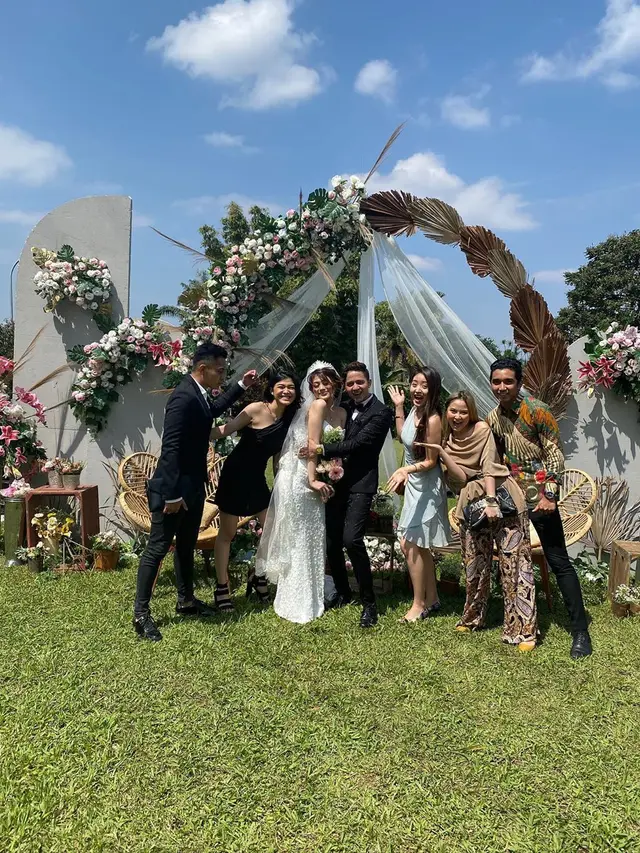 6 Momen Pernikahan Reza Alisyahbana 'Cinta Karena Cinta'