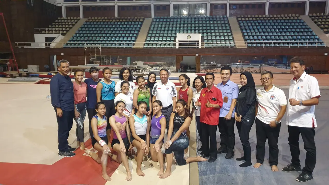 Kunjungan Menpora ke pelatnas Senam SEA Games 2021