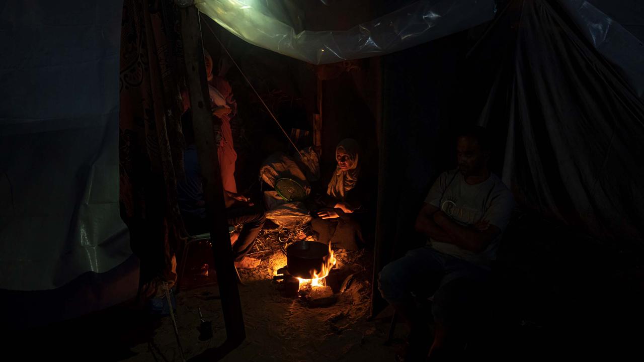 Potret Lokasi Pengungsian Warga Palestina