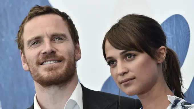 [Bintang] Michael Fassbender dan Alicia Vikander