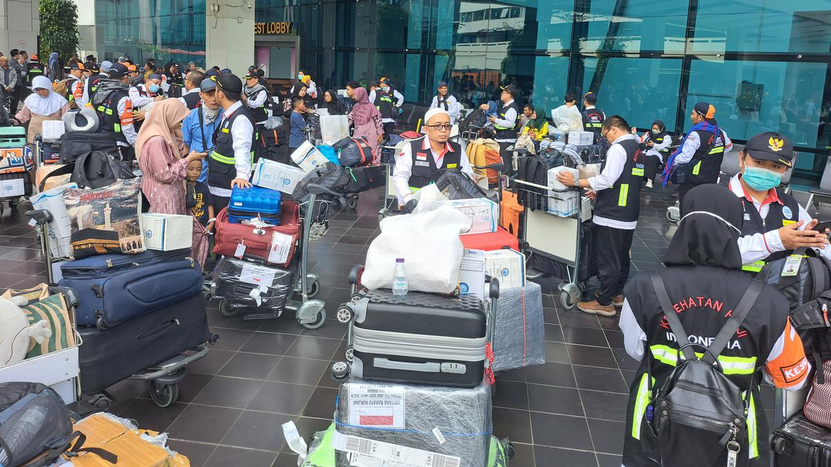 Jemaah Haji Depok Ungkap Tidak Tahu Ada Teror Bom Selama Naik Pesawat Saudi Airlines