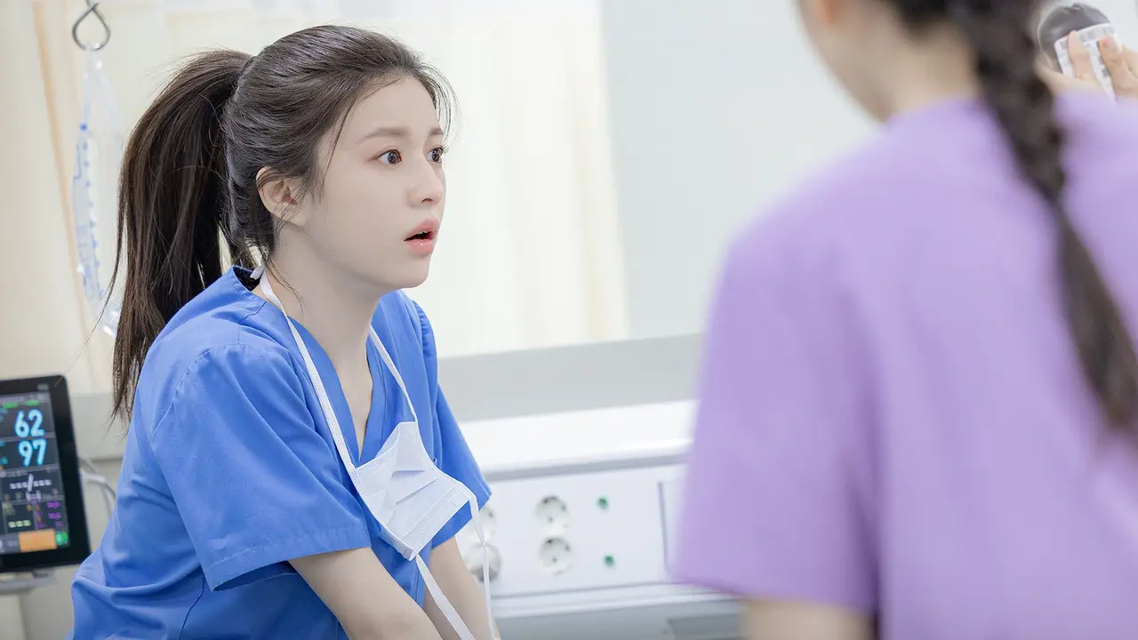 Go Yoon Jung dalam Resident Playbook