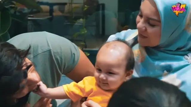 6 Momen Seru Ammar Zoni dan Irish Bella saat Momong Kiano Tiger Wong