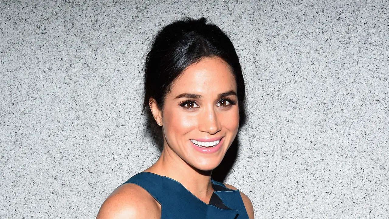Cantik dan seksi, ini wajah Meghan Markle saat kecil.