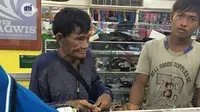 Lelaki Filipina menabung uang koin selama bertahun-tahun untuk membelikan anaknya sepatu (Dok. Facebook/Philippine trends and news)