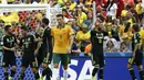 Selebrasi kemenangan para pemain Timnas Spanyol usai membungkam Australia 3-0 di di laga penyisihan Piala Dunia 2014 Grup B di Stadion Baixada, Curitiba, Brasil, (23/6/2014). (REUTERS/Darren Staples)
