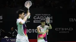 Pasangan muda itu menang atas unggulan kelima dengan dua gim langsung 21-19, 21-14. (Bola.com/M Iqbal Ichsan)