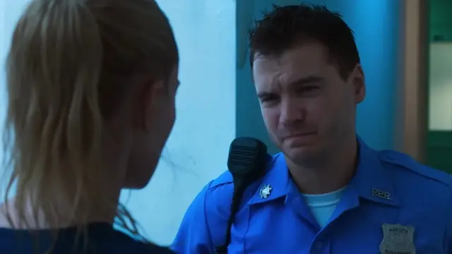 Sinopsis Film FORCE OF NATURE yang Dibintangi Emile Hirsch, Aksi Pencurian di Tengah Badai   (credit: youtube.com/@RottenTomatoesTRAILERS).